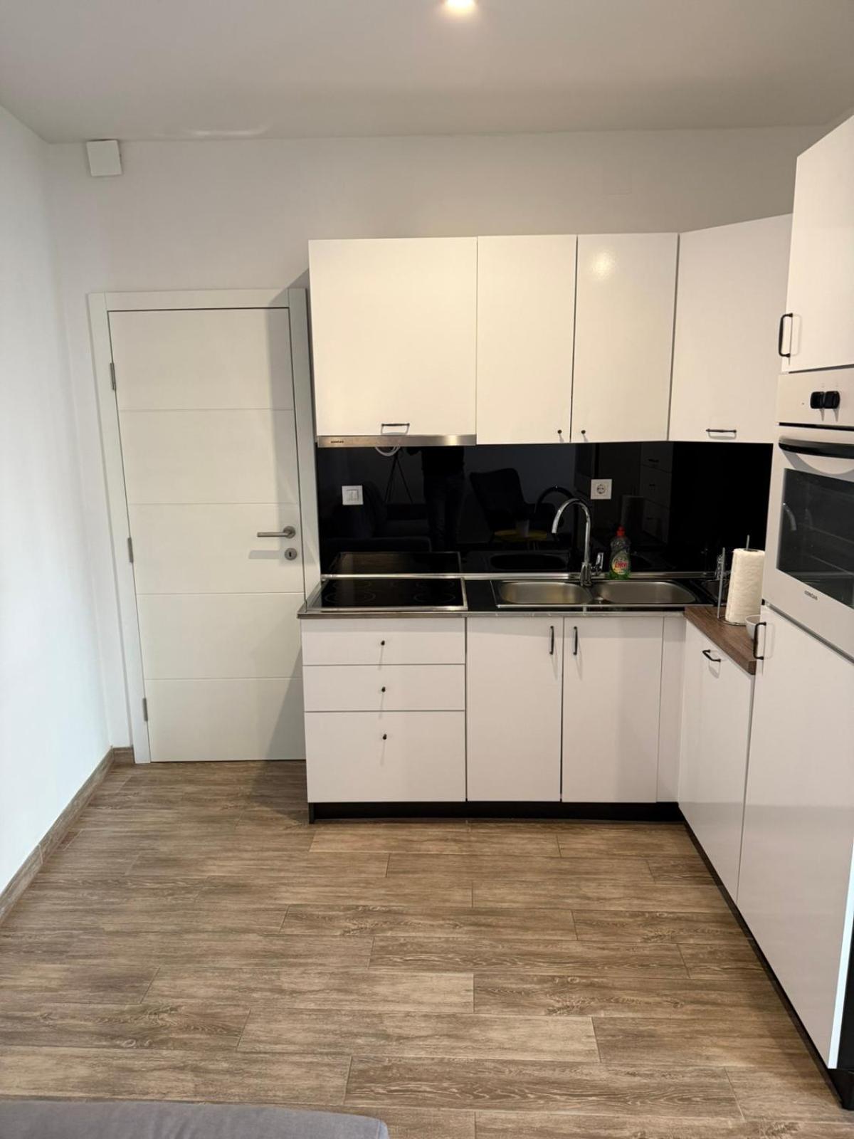 Home Apartmani I Sobe Osijek Bagian luar foto