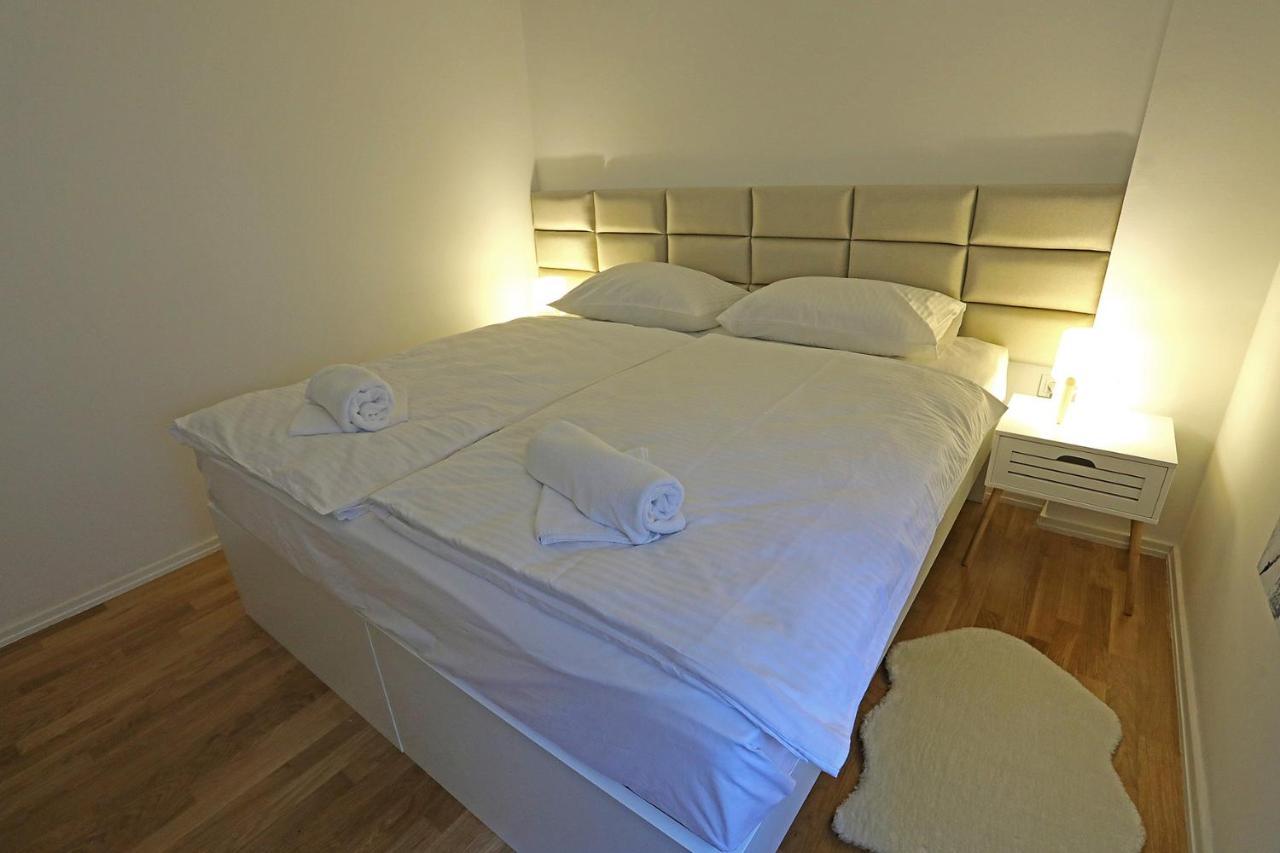 Home Apartmani I Sobe Osijek Bagian luar foto