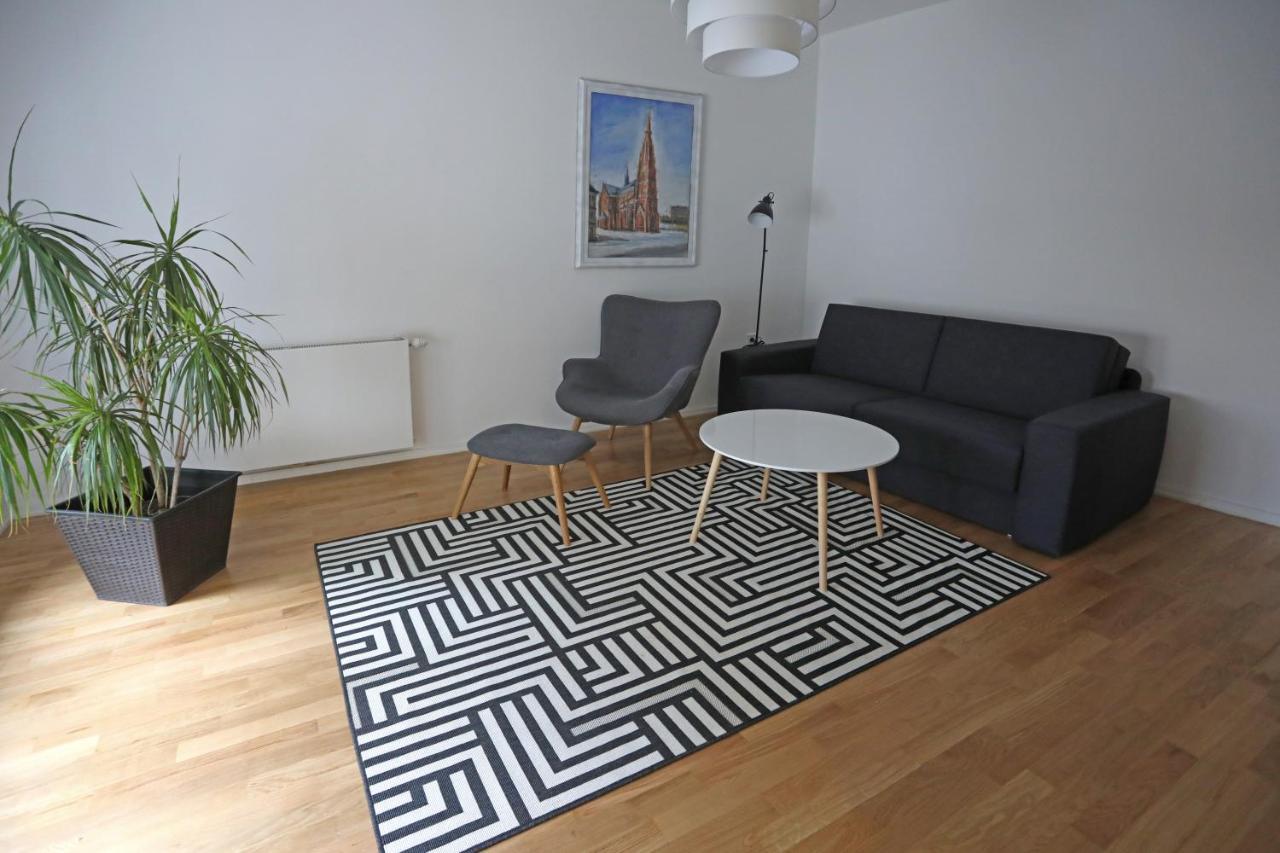 Home Apartmani I Sobe Osijek Bagian luar foto